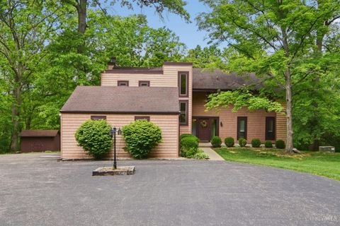 Photo of 13 Cherokee Trail, New Richmond, OH 45157 (MLS # 1879500)