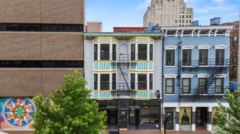 Photo of 32 E Court Street #203, Cincinnati, OH 45202 (MLS # 1878226)