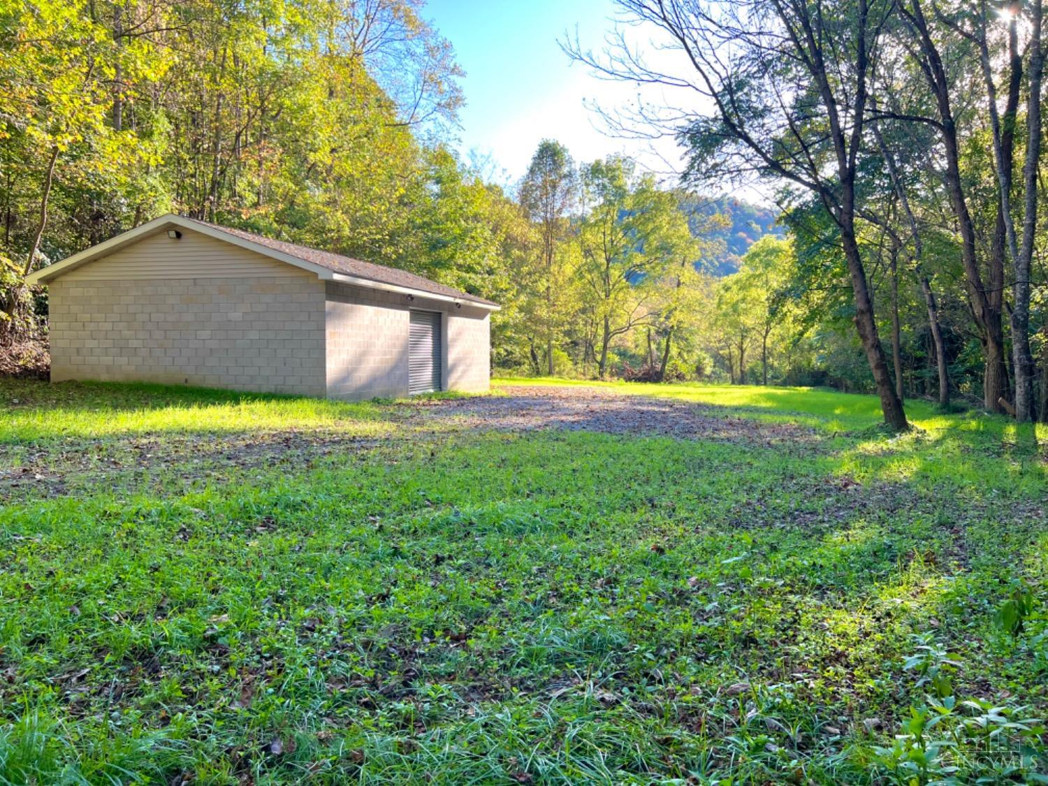 Hinkley Hollow Road, Clayton, Ohio image 1