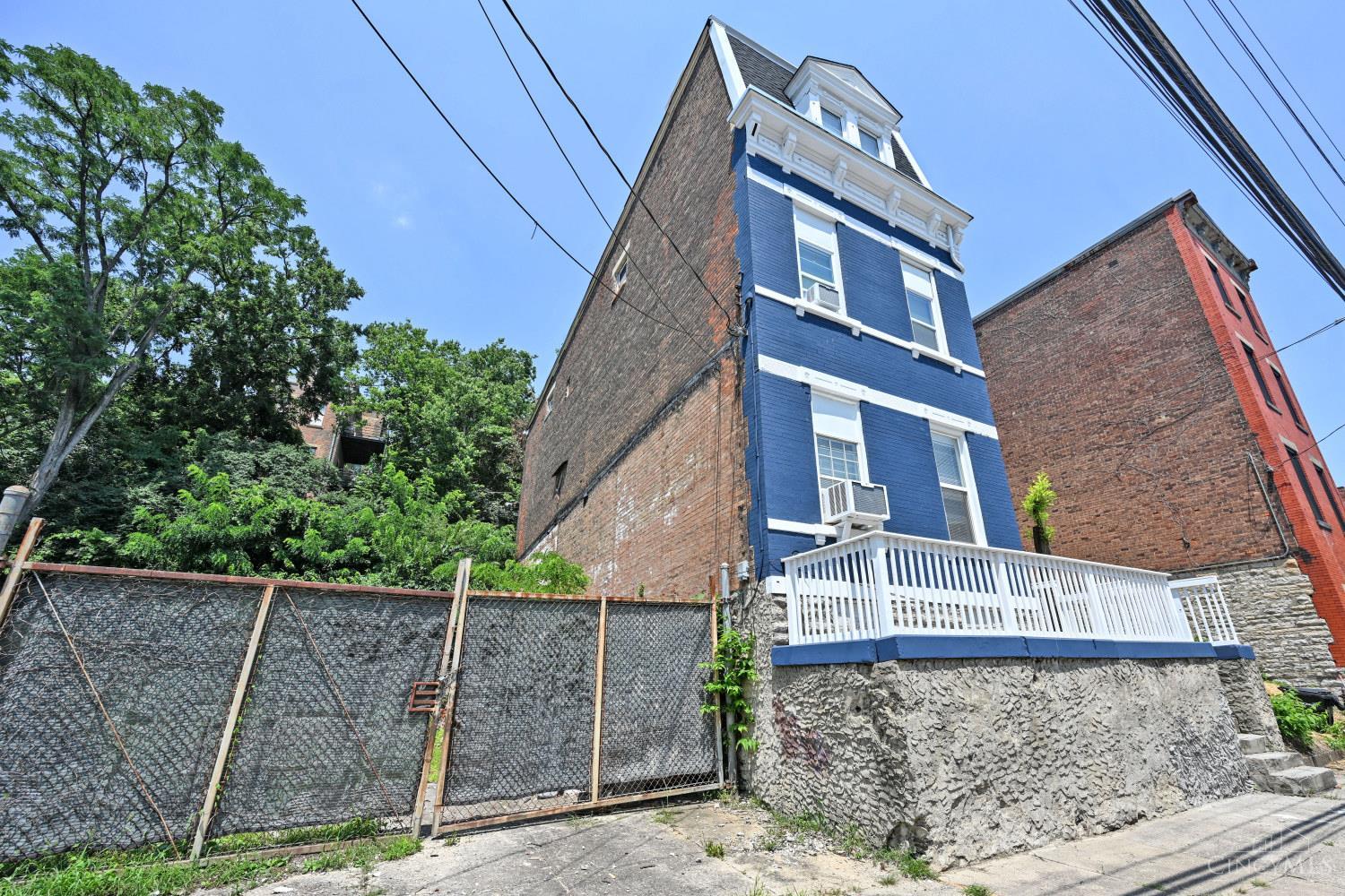 458 W McMicken Avenue