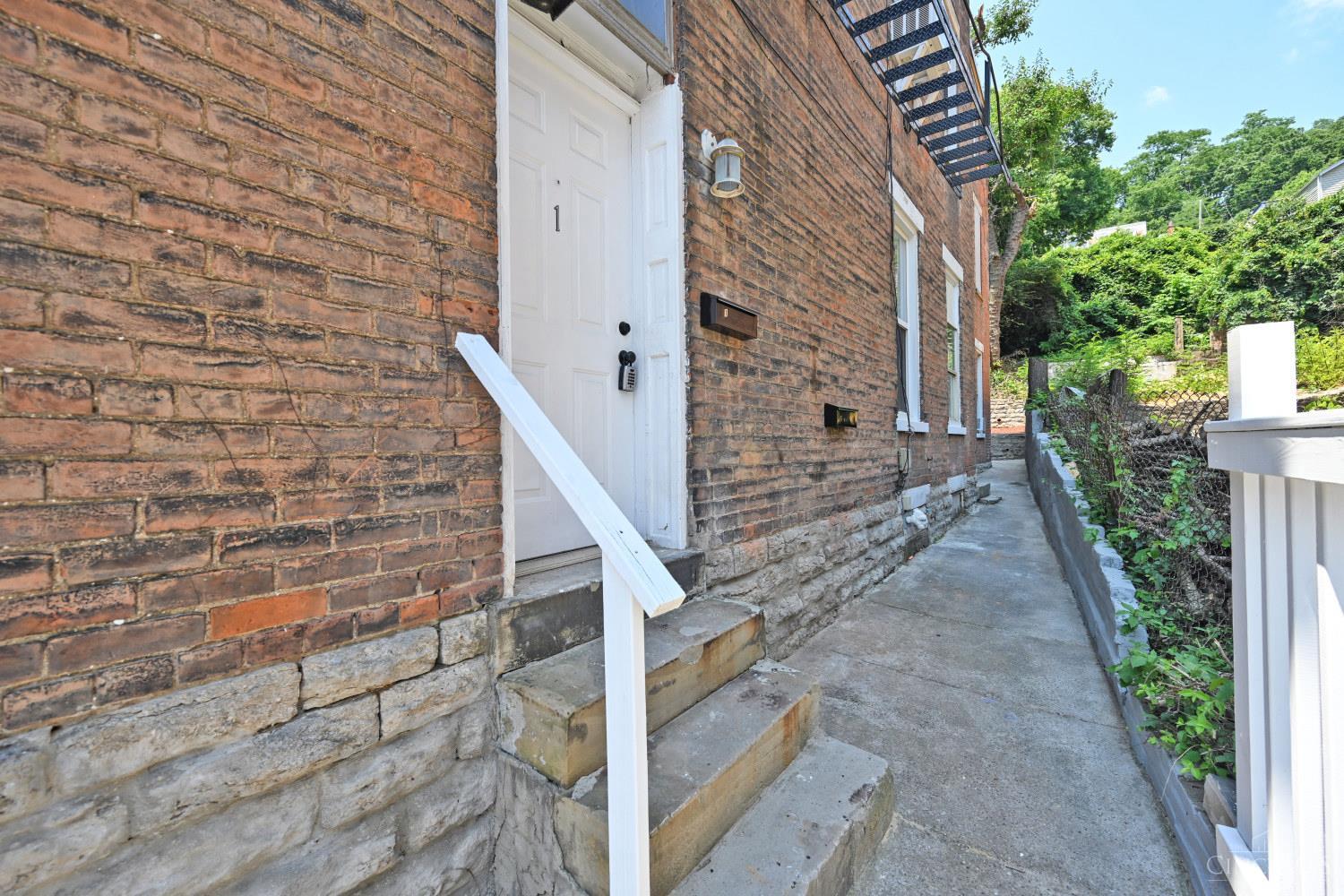 458 W McMicken Avenue