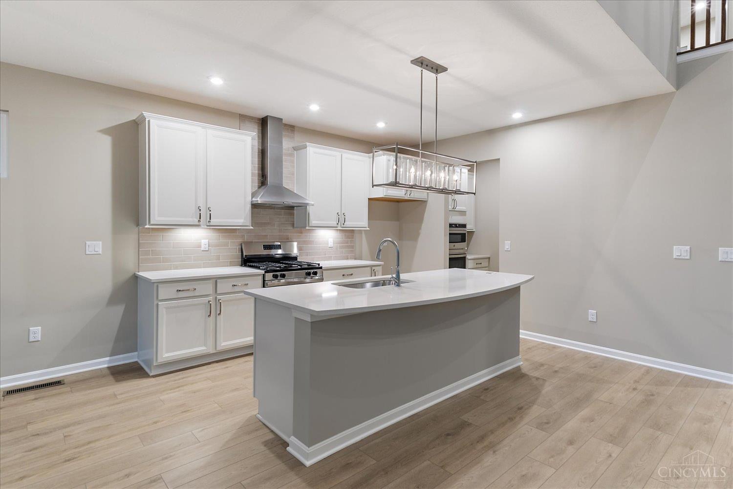2572 Golden Leaf Drive