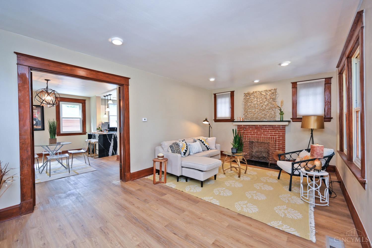 3417 Algona Place