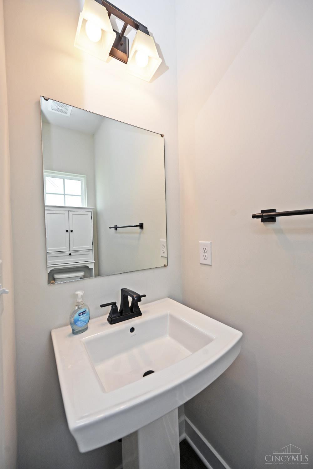 2807 Aristides Court, Morrow, Ohio image 13