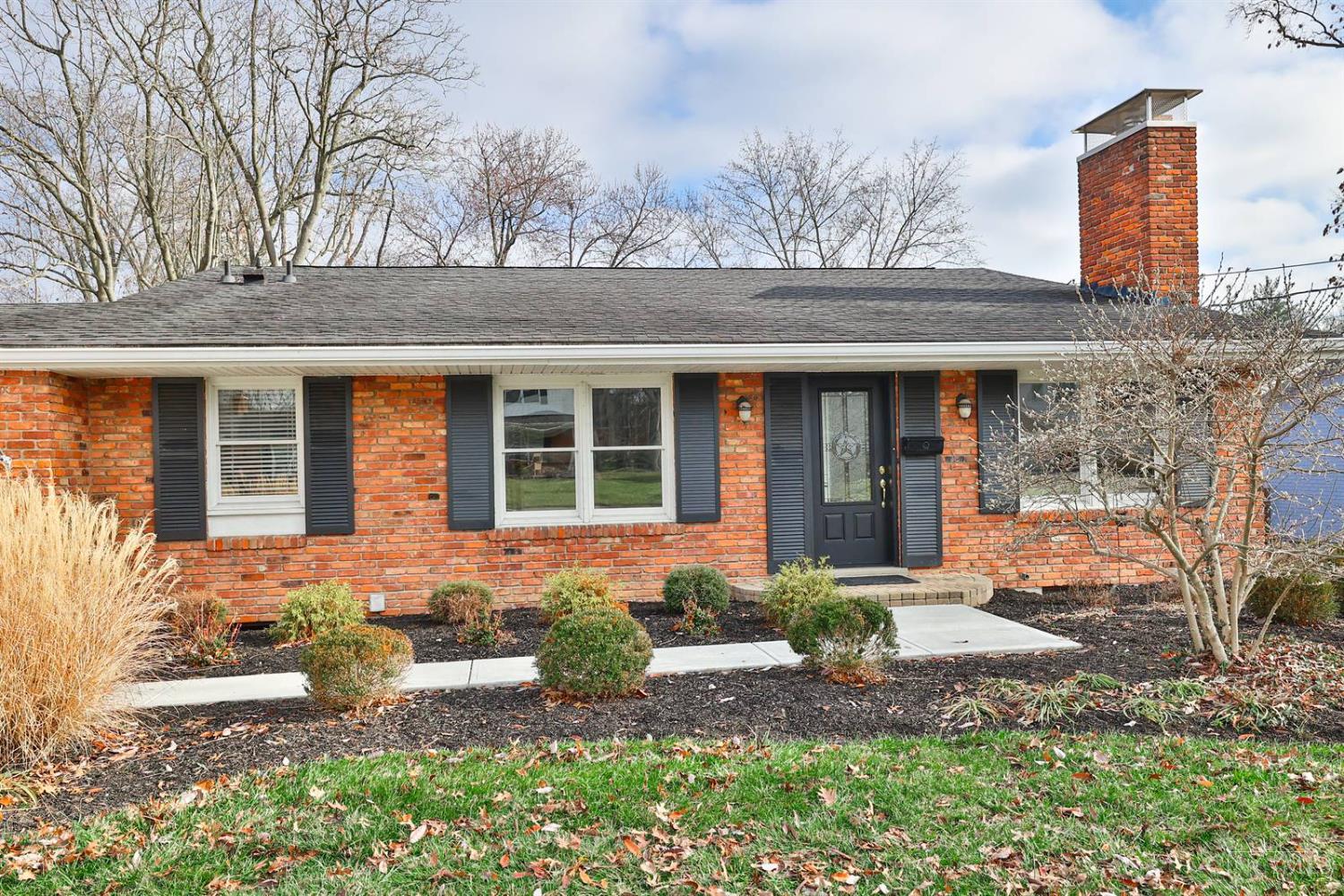 9890 Knollbrook Terrace