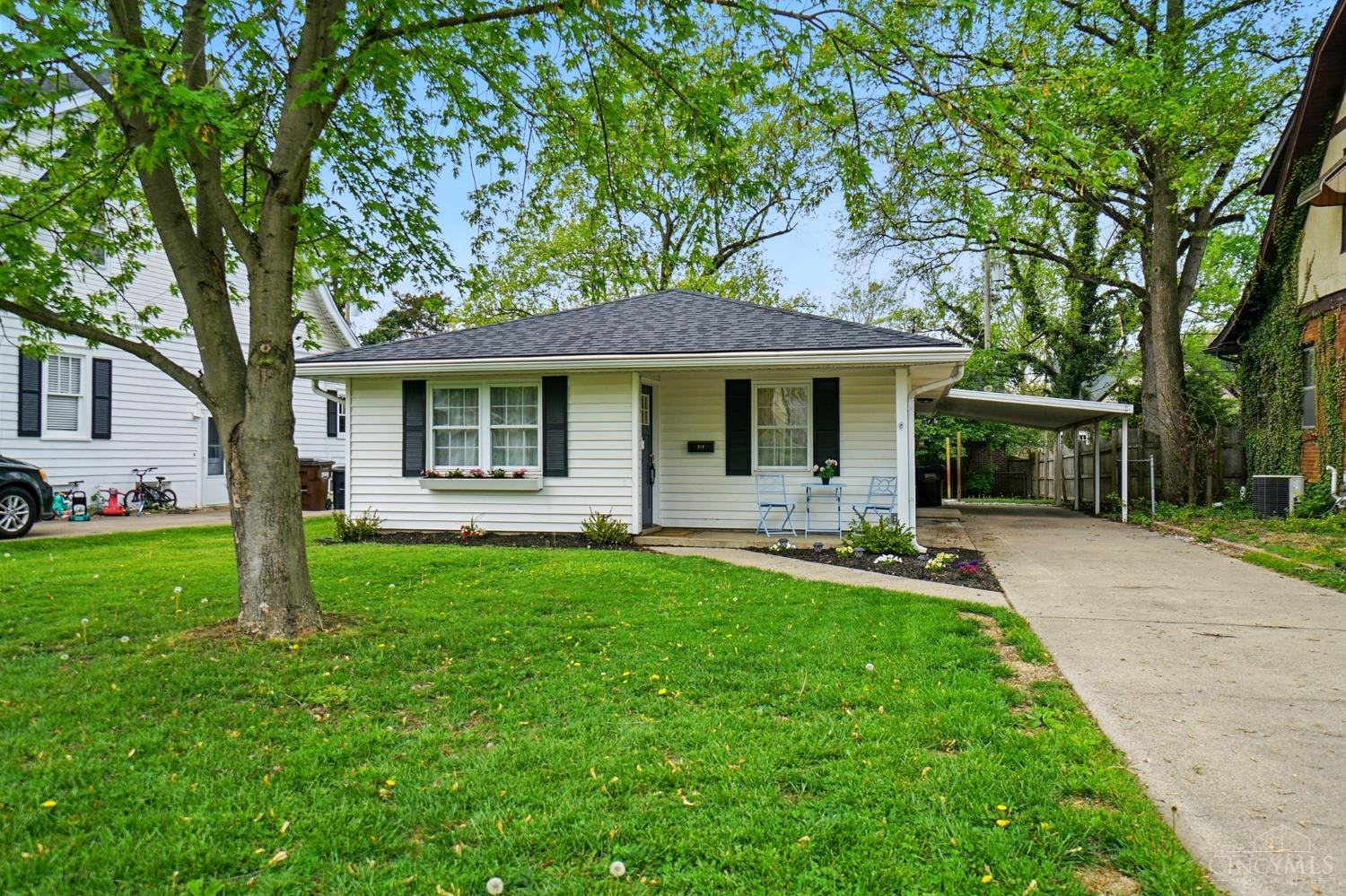 214 Ardmore Drive, Middletown, Ohio image 2