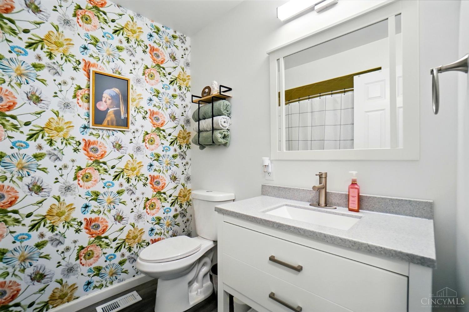 214 Ardmore Drive, Middletown, Ohio image 24