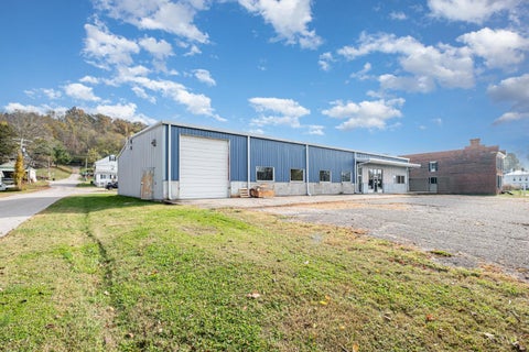 Photo for 330 N Front Street