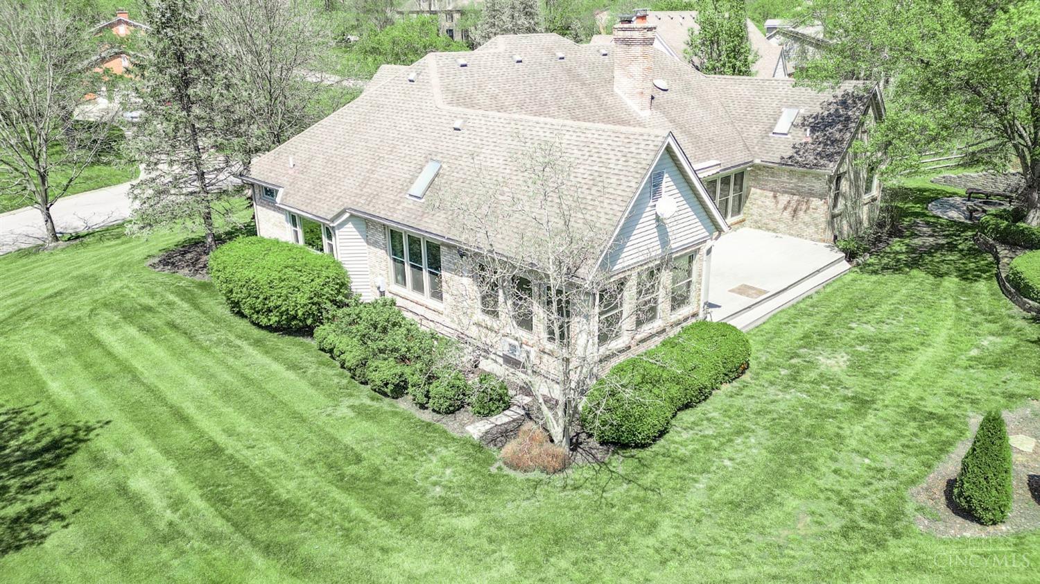 4980 Pebblevalley Drive, Colerain Twp, Ohio image 43