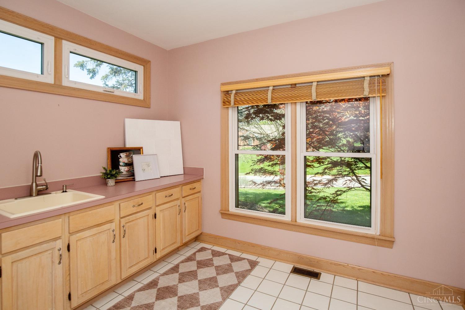 4980 Pebblevalley Drive, Colerain Twp, Ohio image 21
