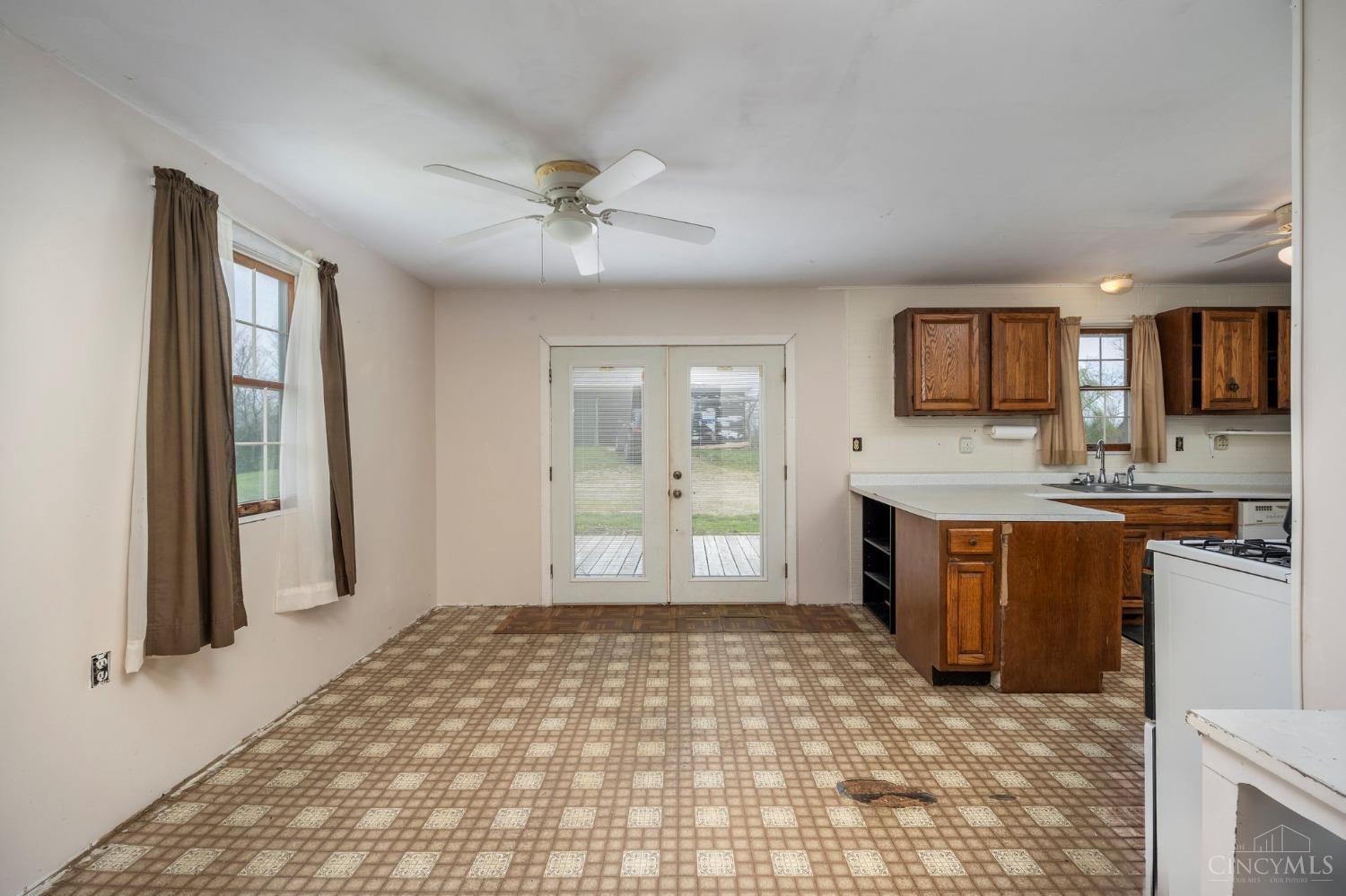 1070 Old State Road, Manchester, Ohio image 11