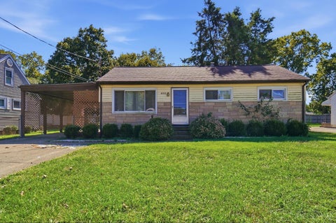 Photo of 833 Magie Avenue, Fairfield, OH 45014 (MLS # 1895692)