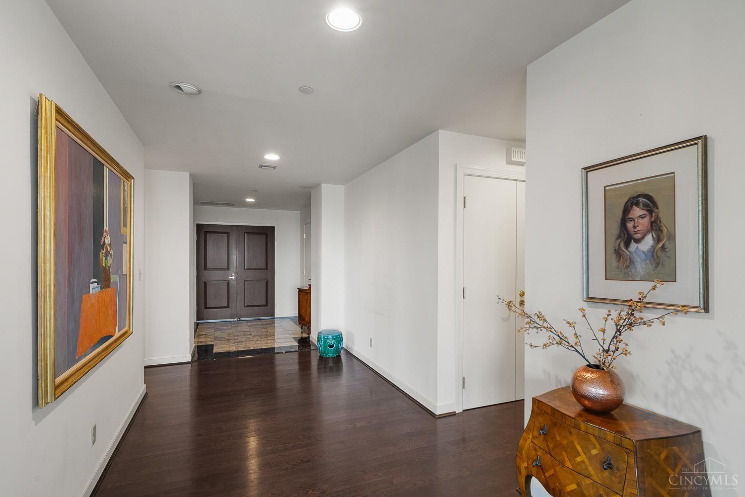 1201 Edgecliff Place #1053, Cincinnati, Ohio image 7