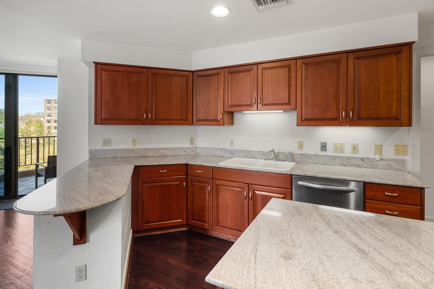 1201 Edgecliff Place #1053, Cincinnati, Ohio image 16