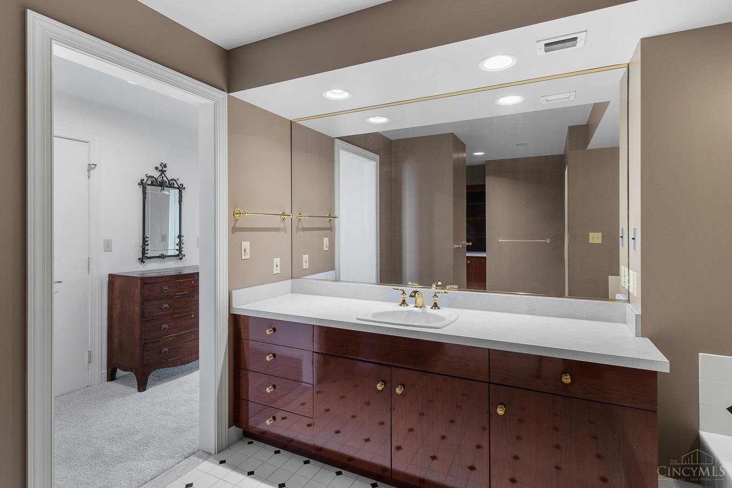 1201 Edgecliff Place #1053, Cincinnati, Ohio image 21