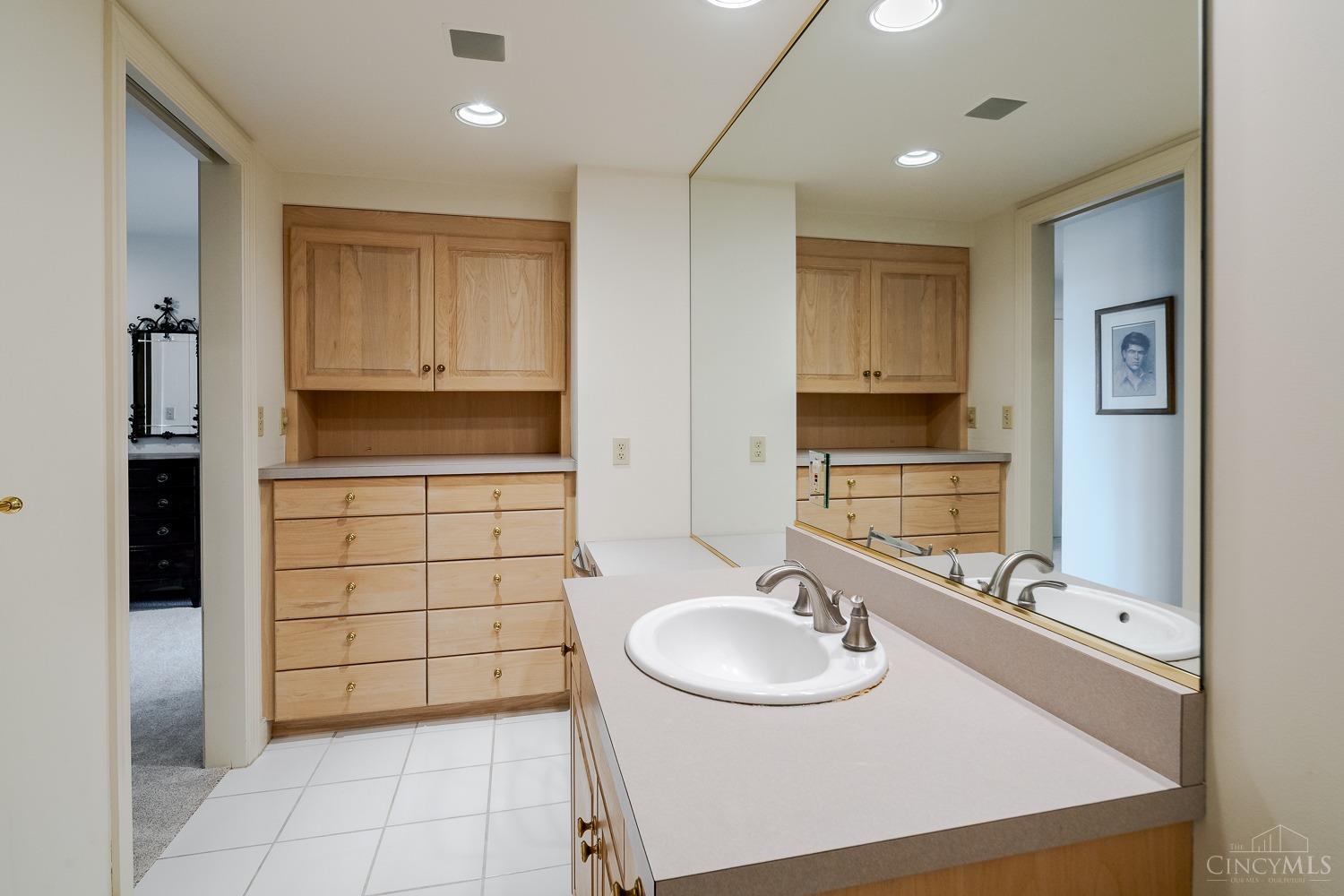 1201 Edgecliff Place #1053, Cincinnati, Ohio image 24