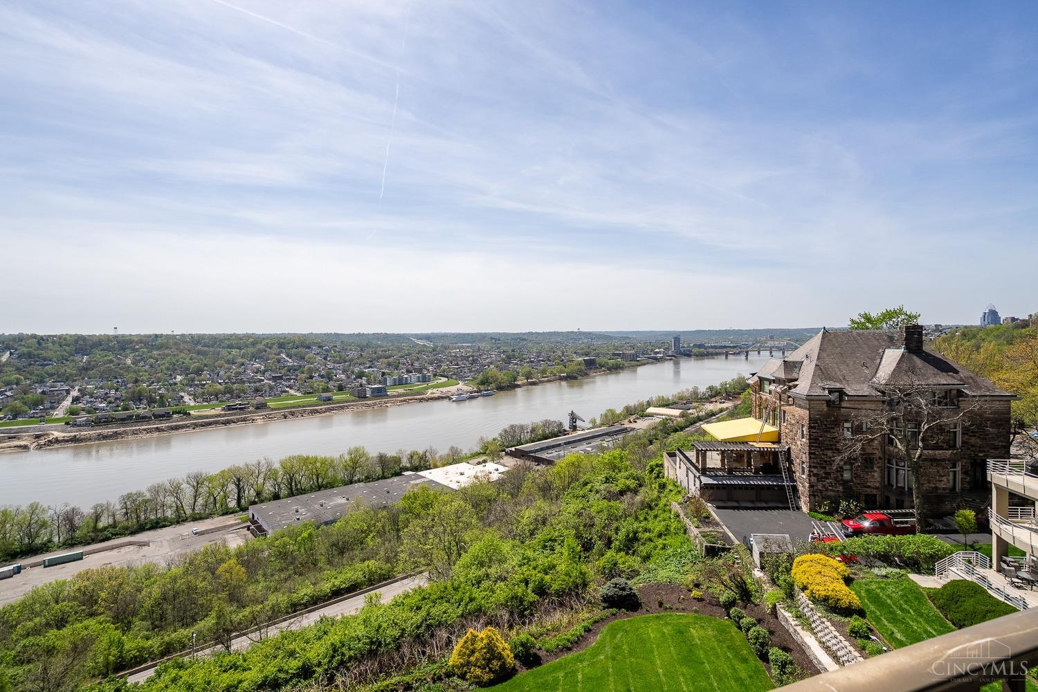 1201 Edgecliff Place #1053, Cincinnati, Ohio image 32