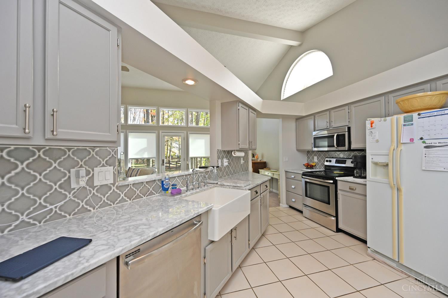 3654 Bristol Lake Drive, Batavia Twp, Ohio image 11