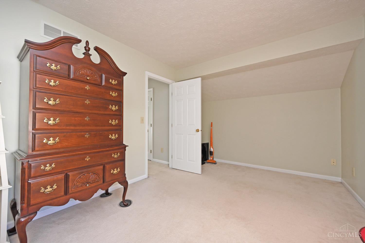 3654 Bristol Lake Drive, Batavia Twp, Ohio image 26