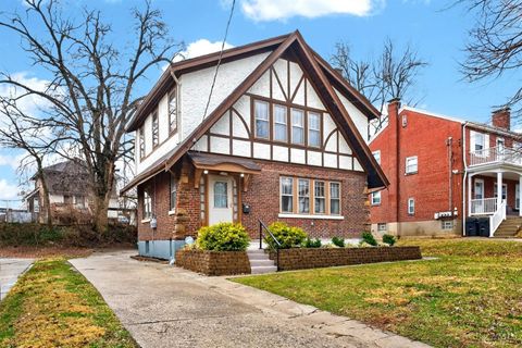 Photo of 4925 Shirley Place, Cincinnati, OH 45238 (MLS # 1870220)