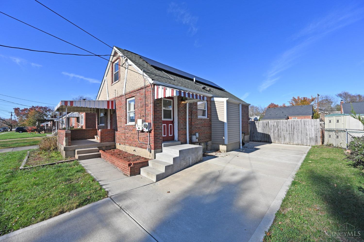 4524 Victor Avenue, Blue Ash, Ohio image 2