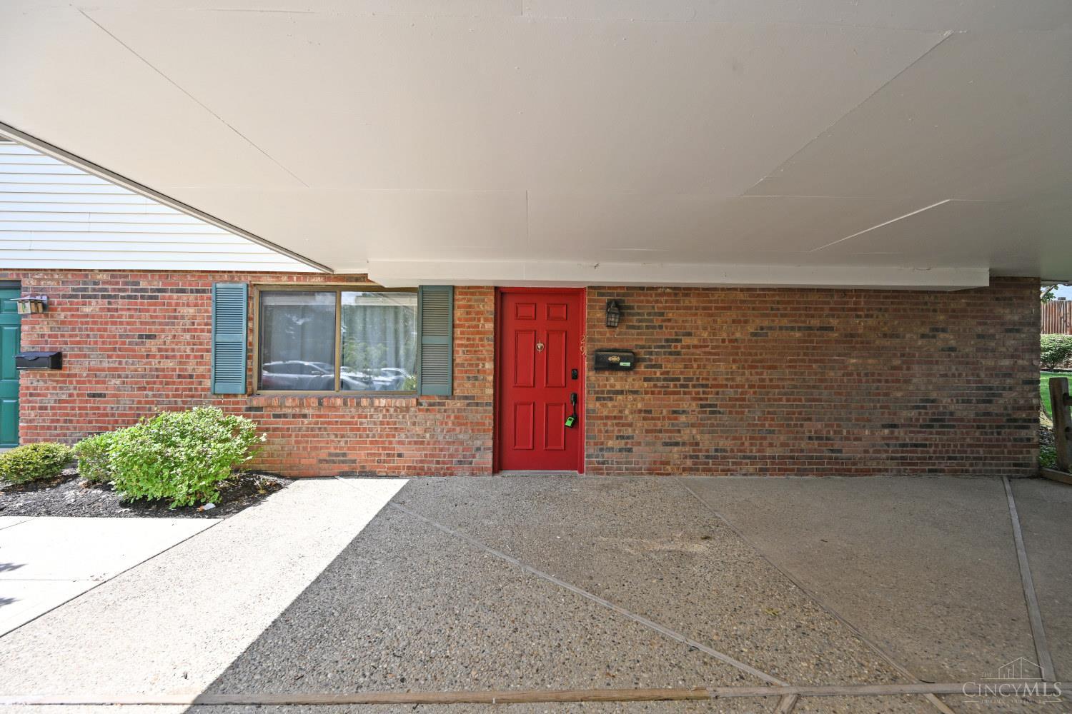 7752 Montgomery Road