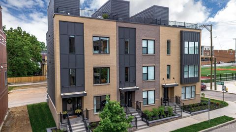 Photo of 3006 Woodburn Avenue, Cincinnati, OH 45206 (MLS # 1842580)