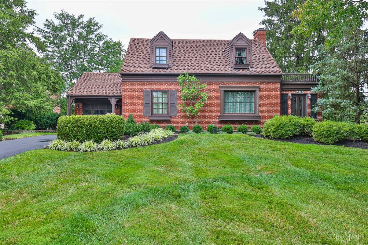 9844 Zig Zag Road, Montgomery, Ohio image 1