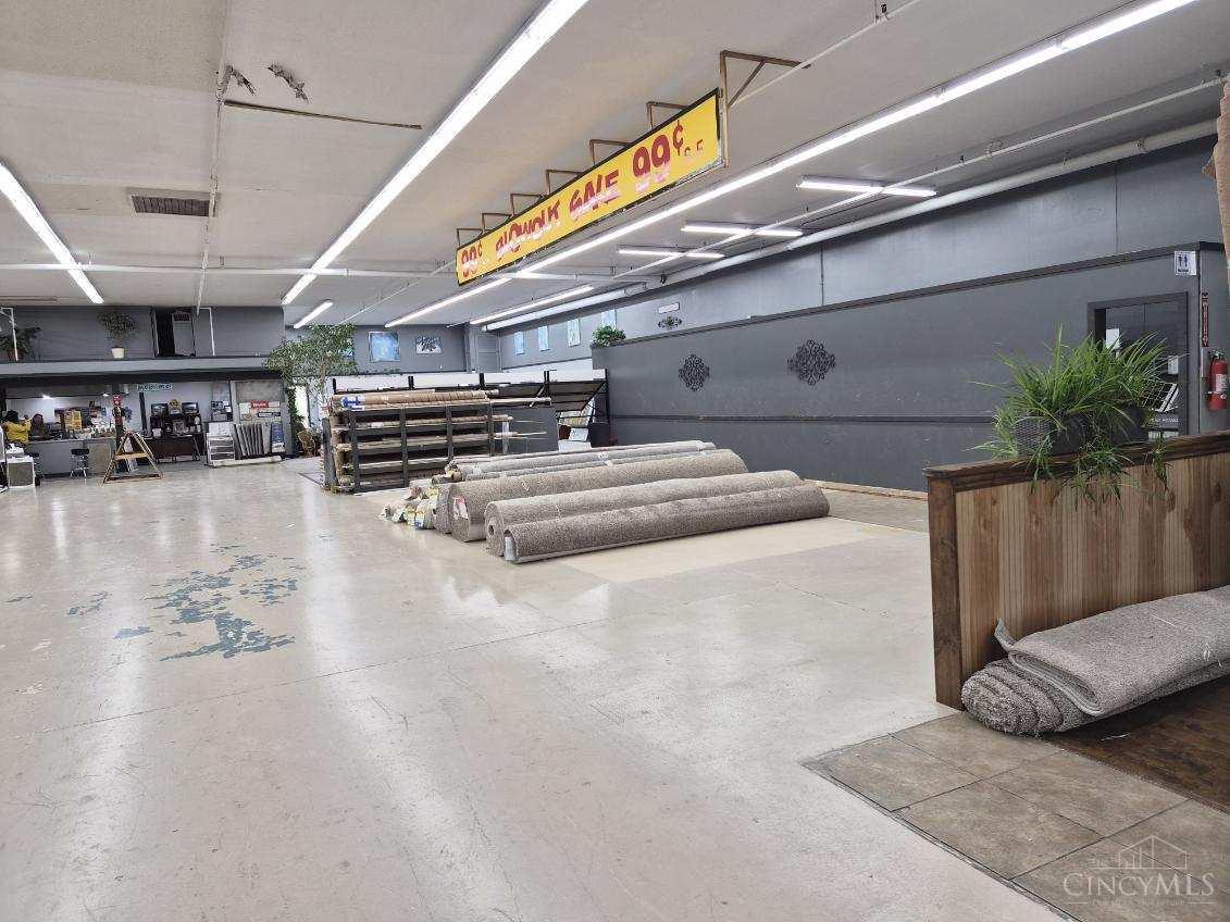 6140 Pleasant Avenue