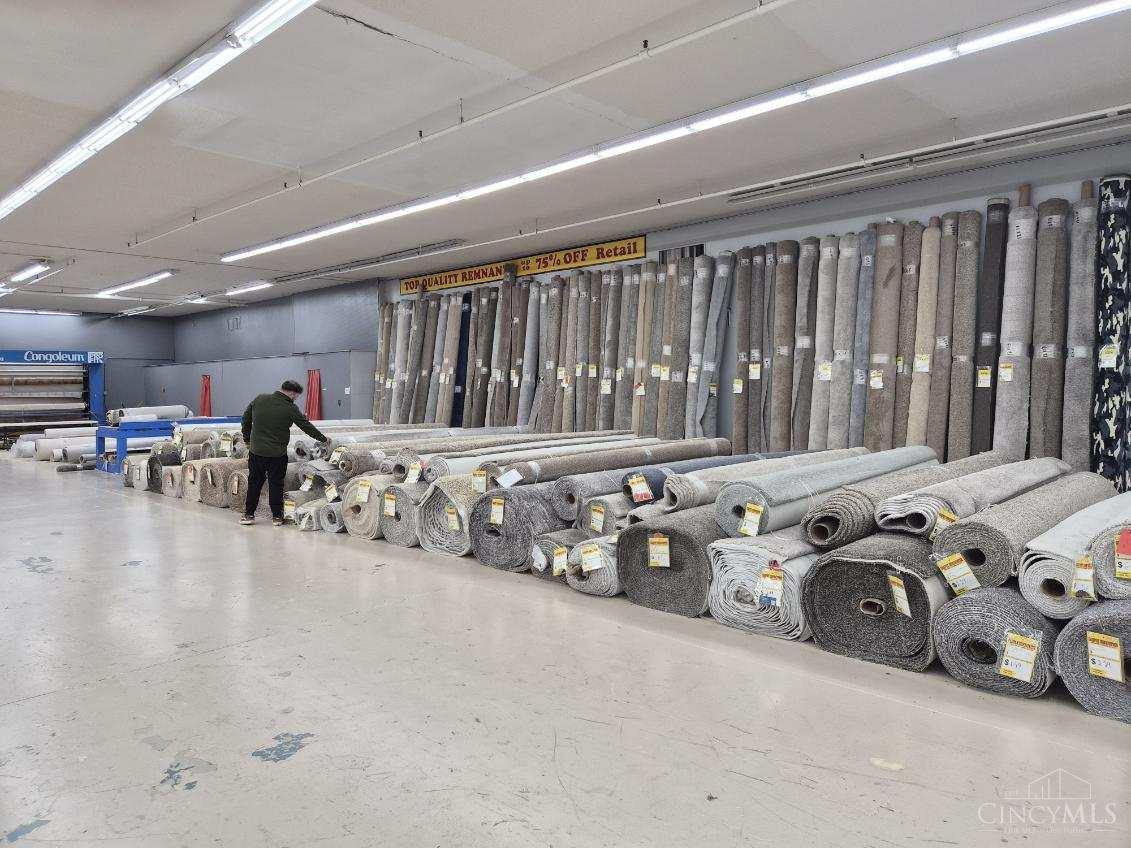 6140 Pleasant Avenue