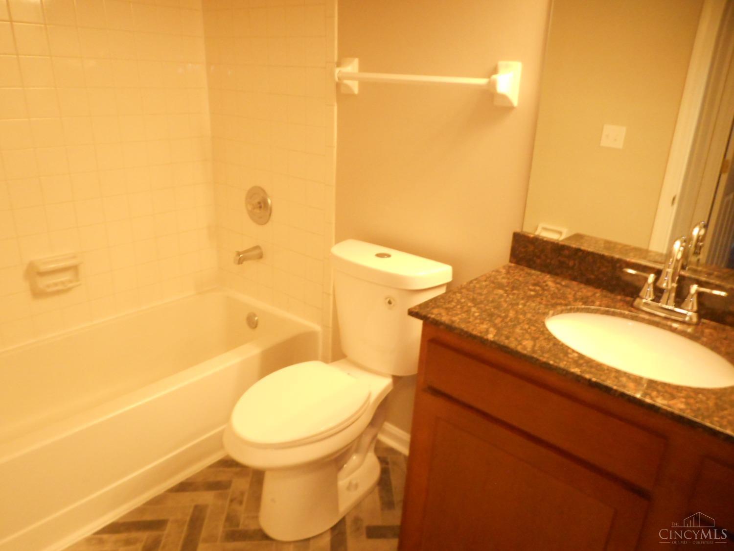 1555 Gelhot Drive #129, Fairfield, Ohio image 13