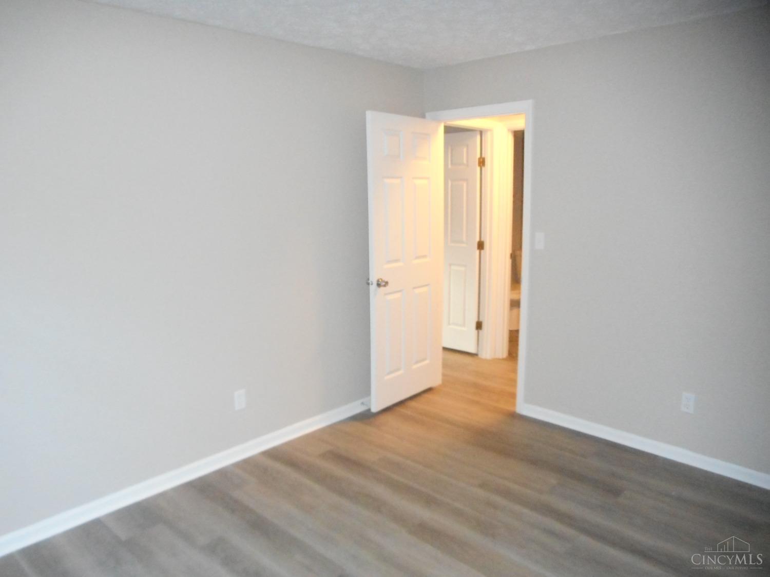 1555 Gelhot Drive #129, Fairfield, Ohio image 16