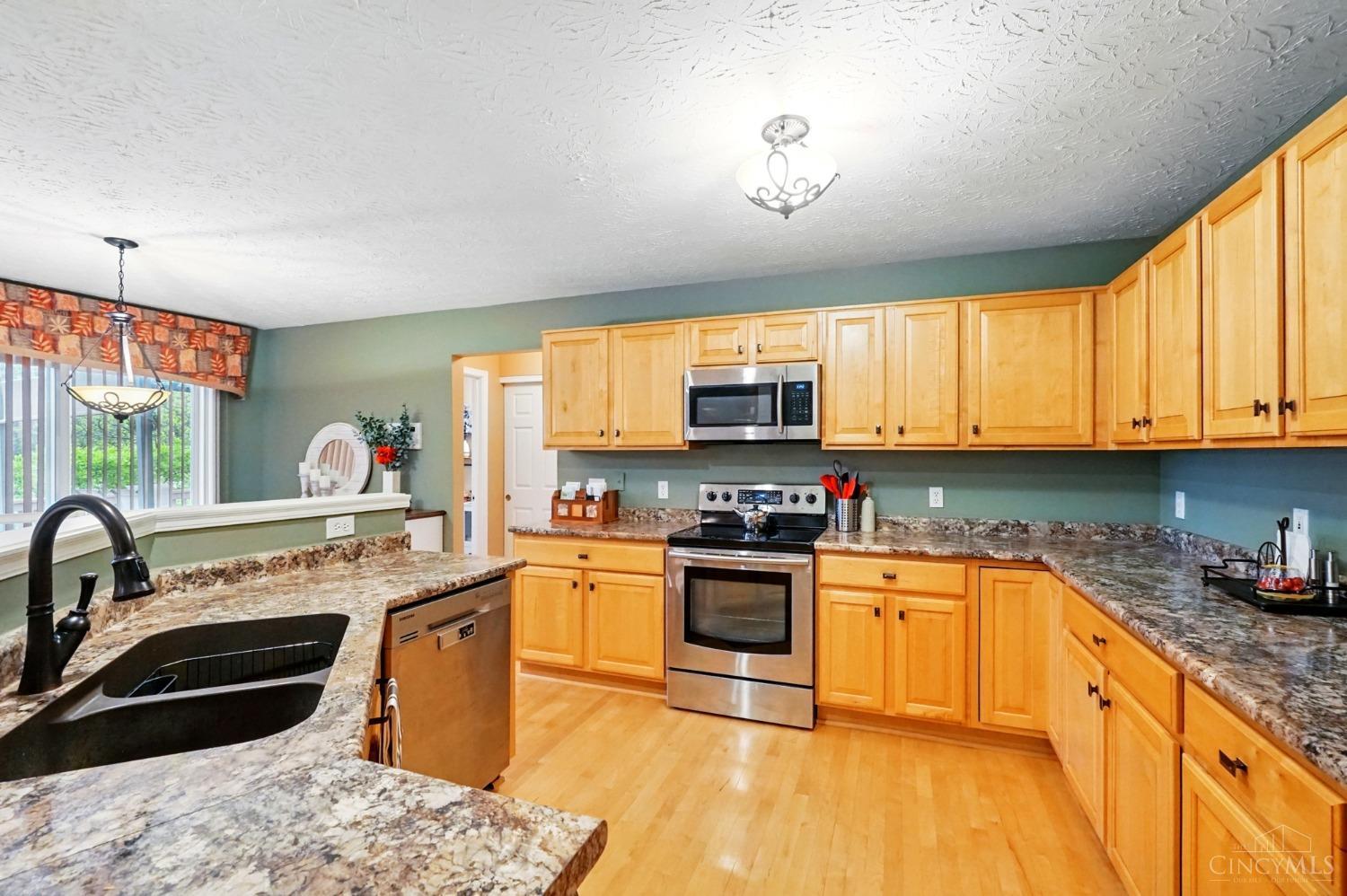 511 Laurelwood Drive, Cleves, Alabama image 12