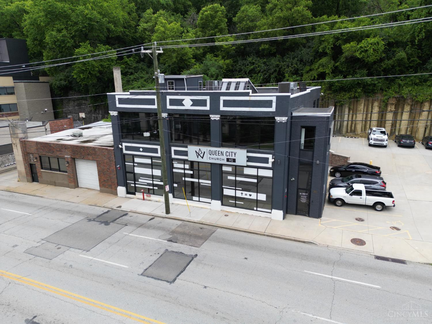 1635 Reading Road