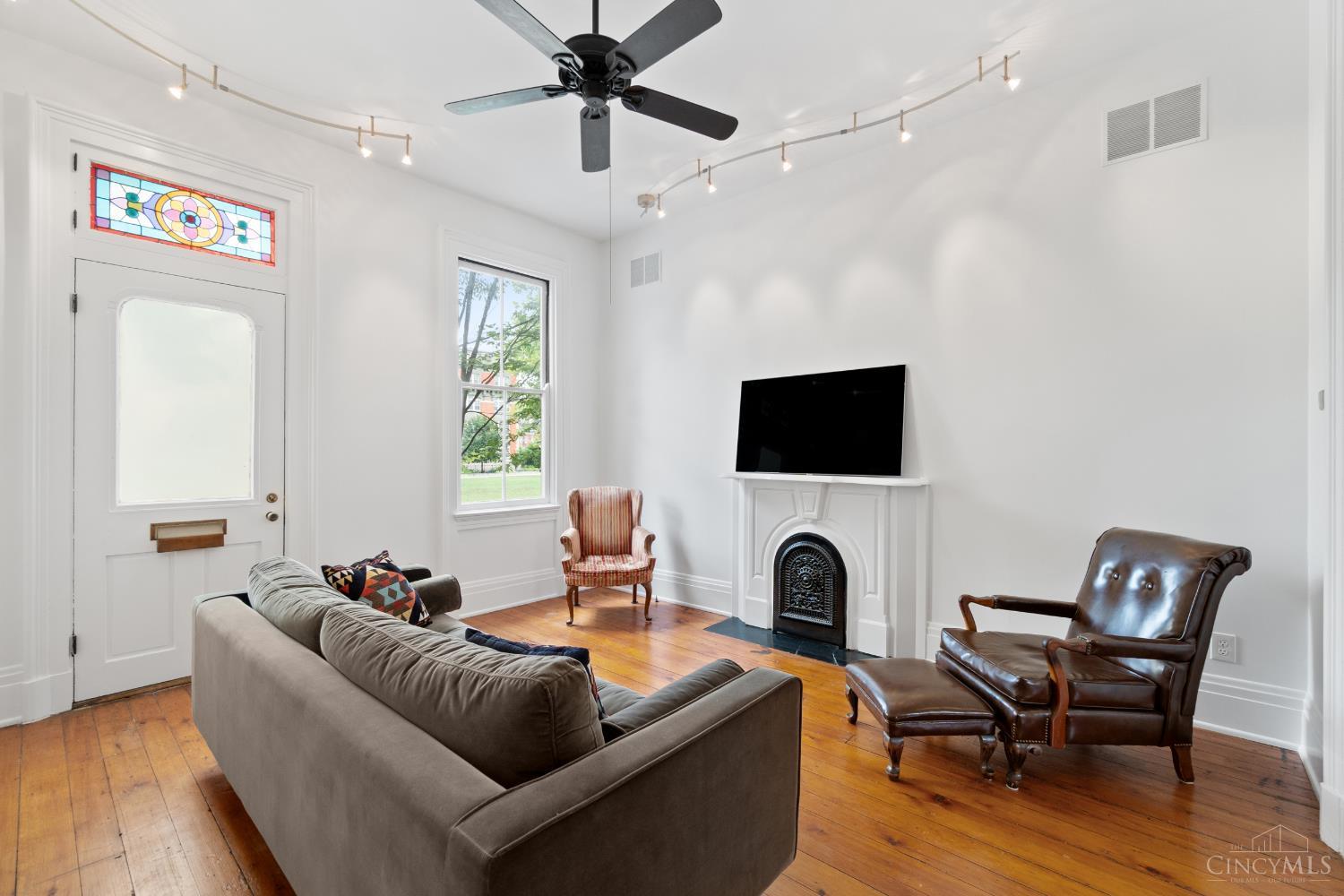 320 E Fourteenth Street