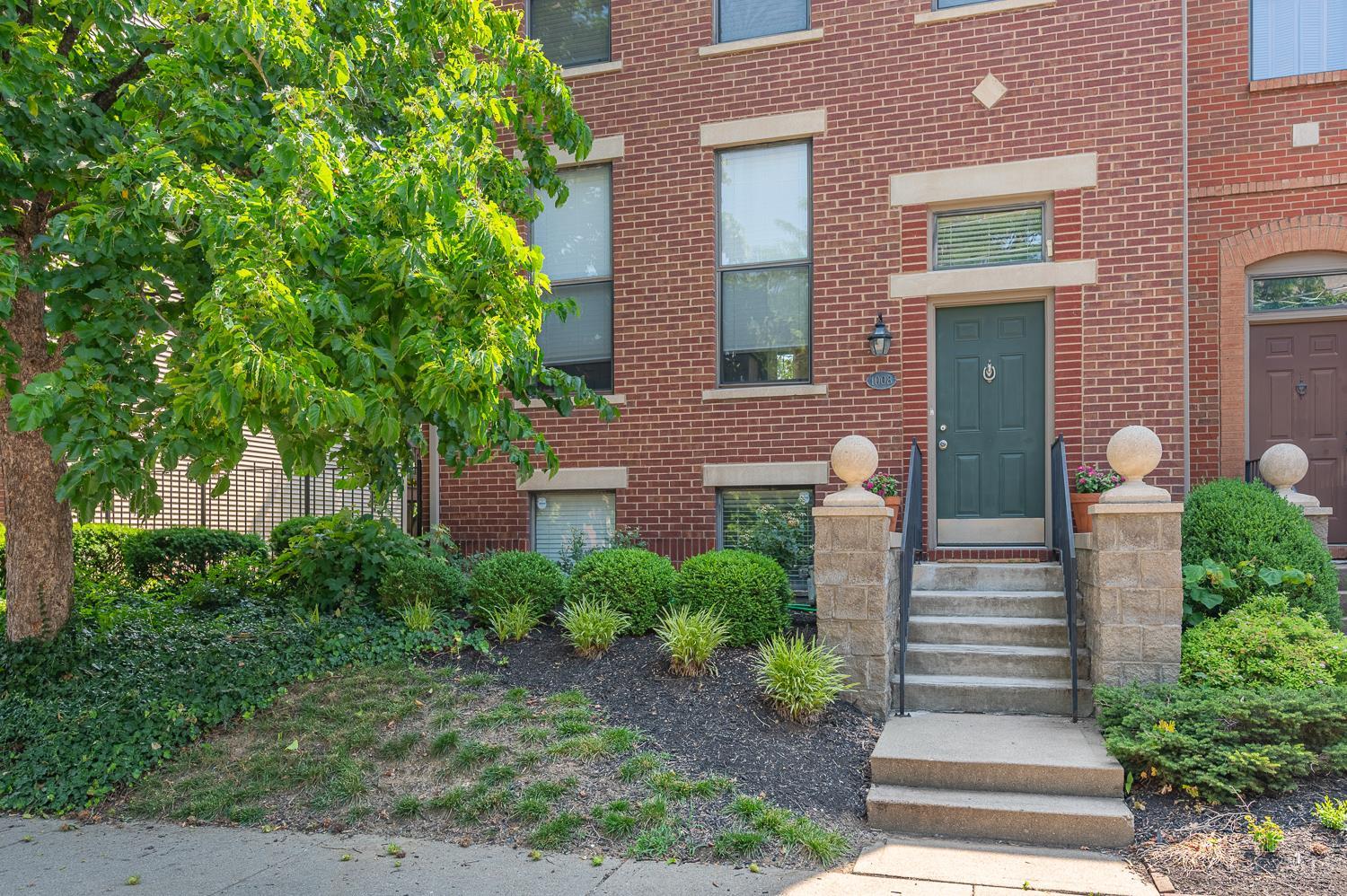 1008 John Street