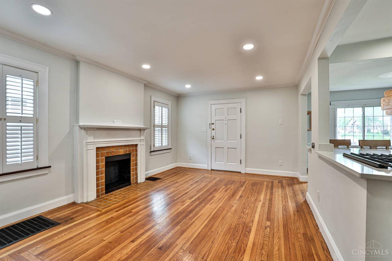 3314 N Sterling Way, Cincinnati, Ohio image 6