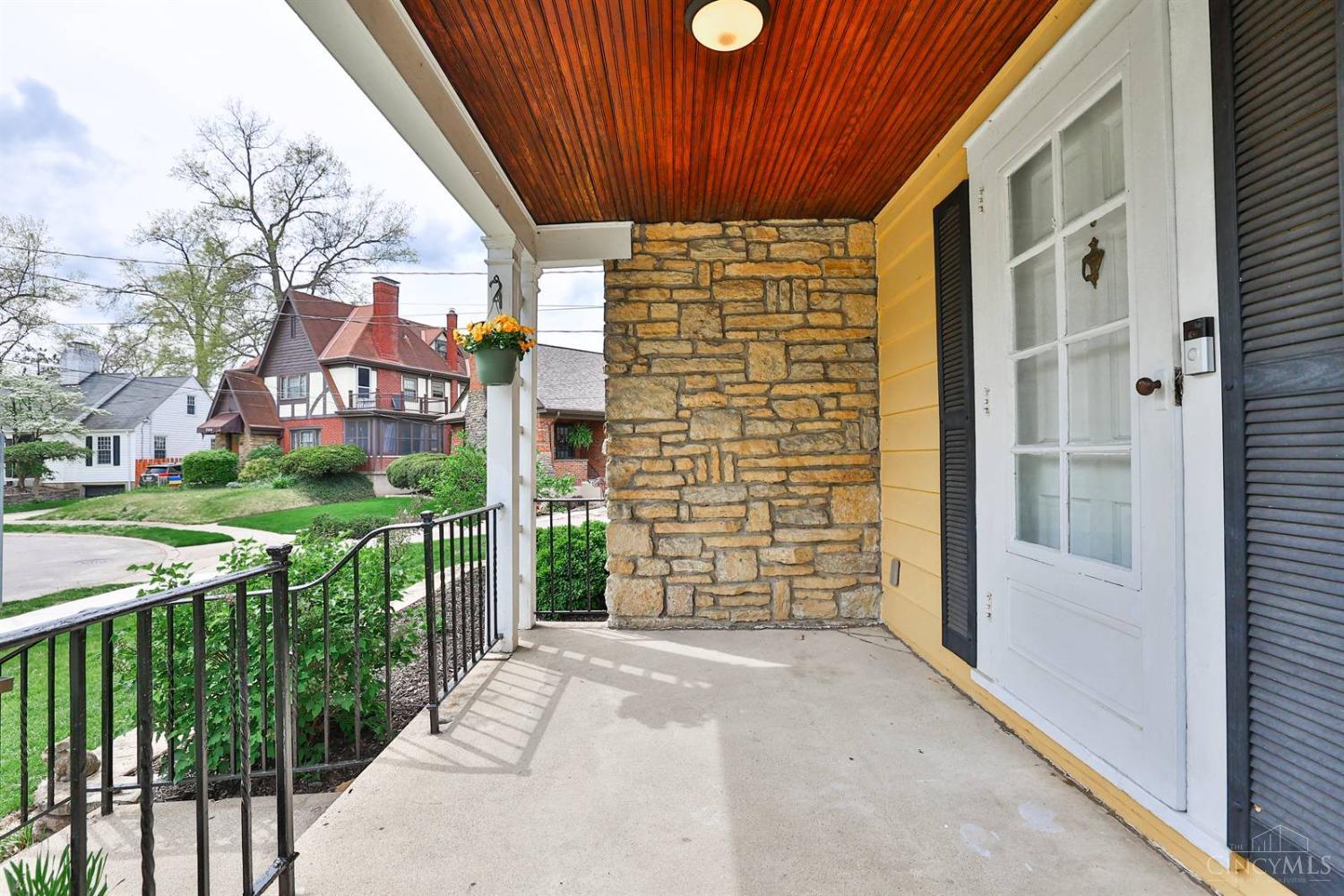 3314 N Sterling Way, Cincinnati, Ohio image 3