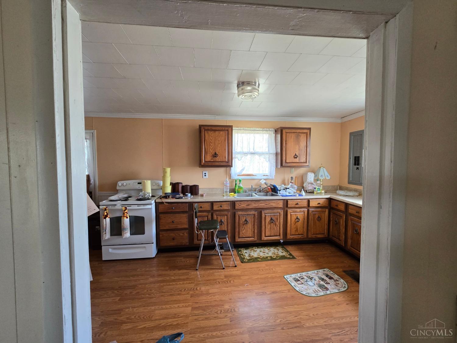 111 S Hartford Avenue, Winchester, Ohio image 20
