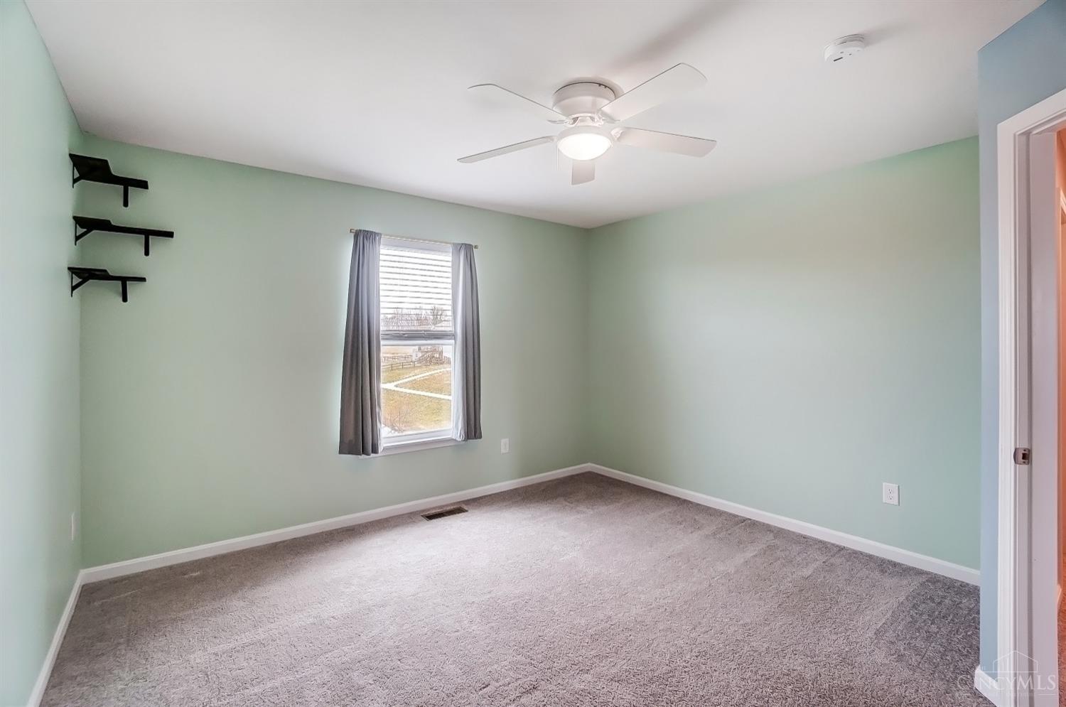 1365 Soaring Way, Hamilton Twp, Ohio image 36