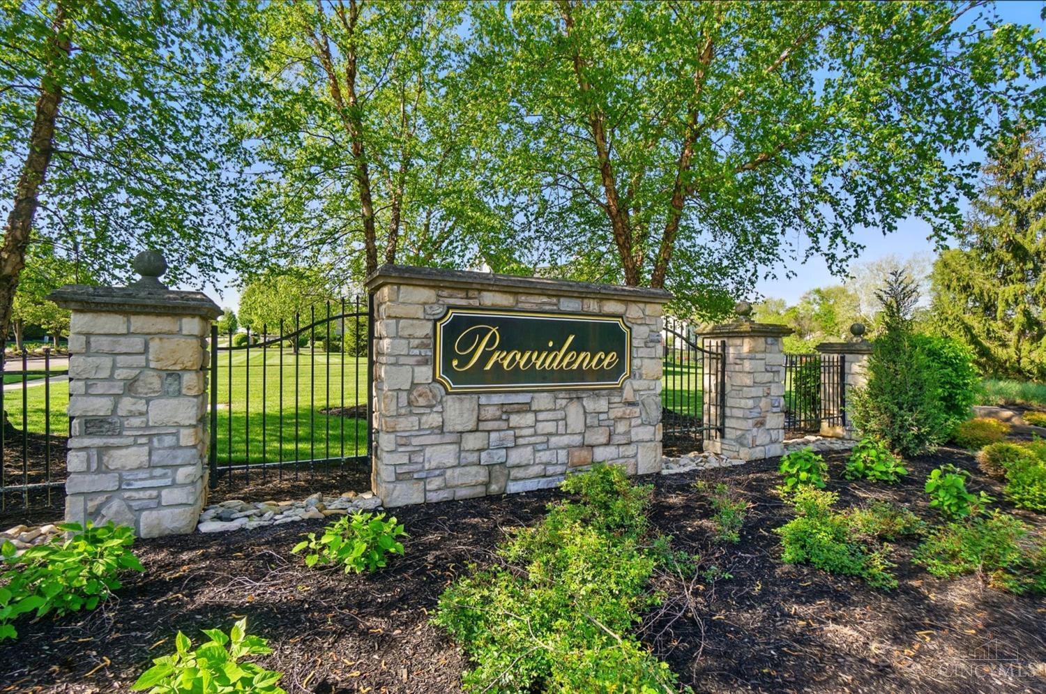 1378 Huntwick Ln, Maineville, Ohio image 4