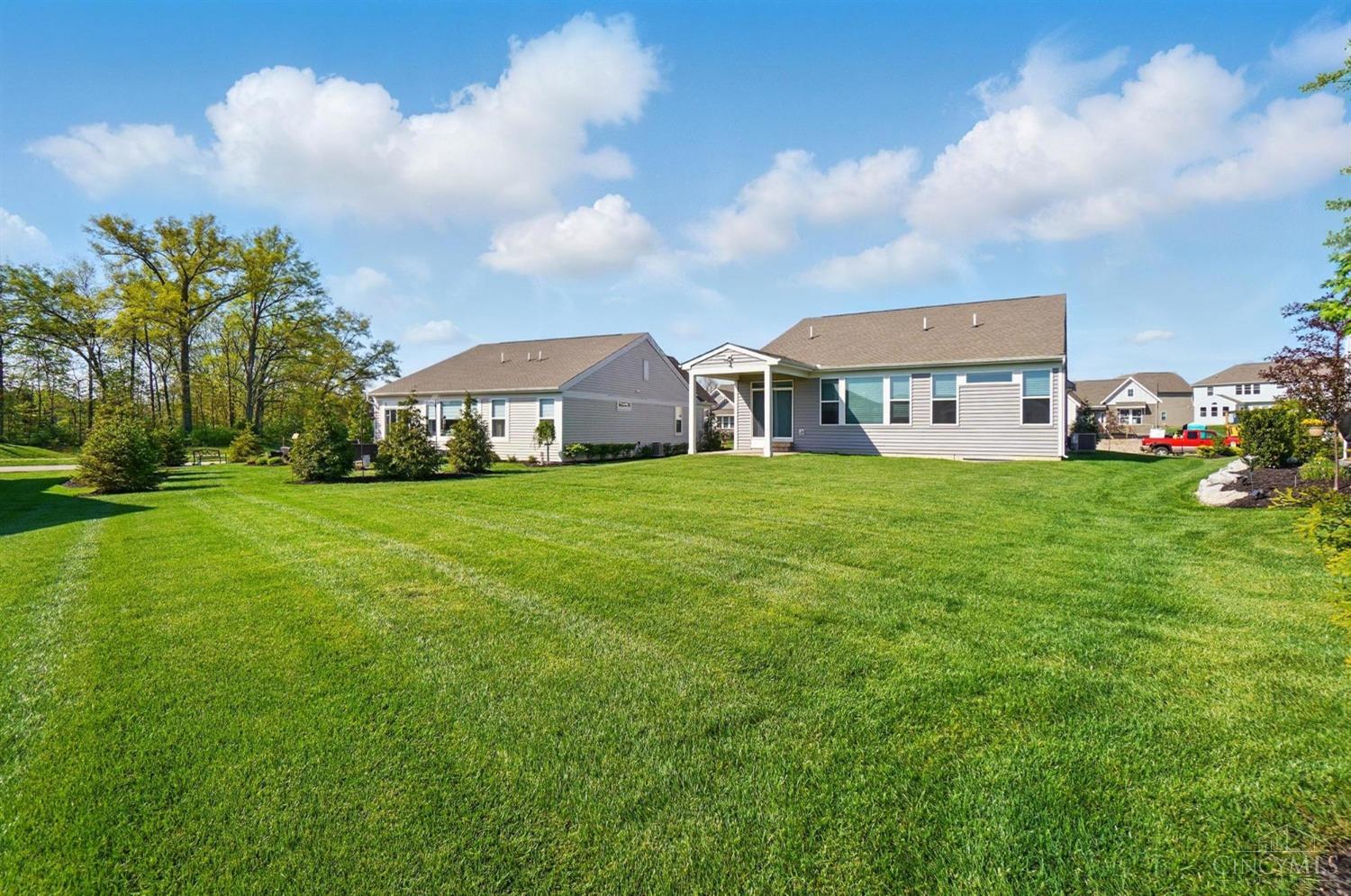 1378 Huntwick Ln, Maineville, Ohio image 3