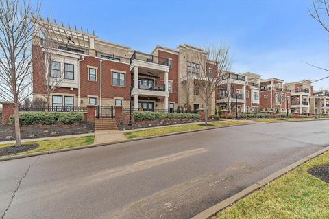 220 Vintage Club Drive 104 Montgomery OH 45249