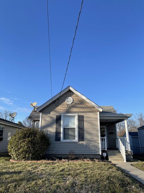 Photo of 315 Millville Avenue, Hamilton, OH 45013 (MLS # 1869375)
