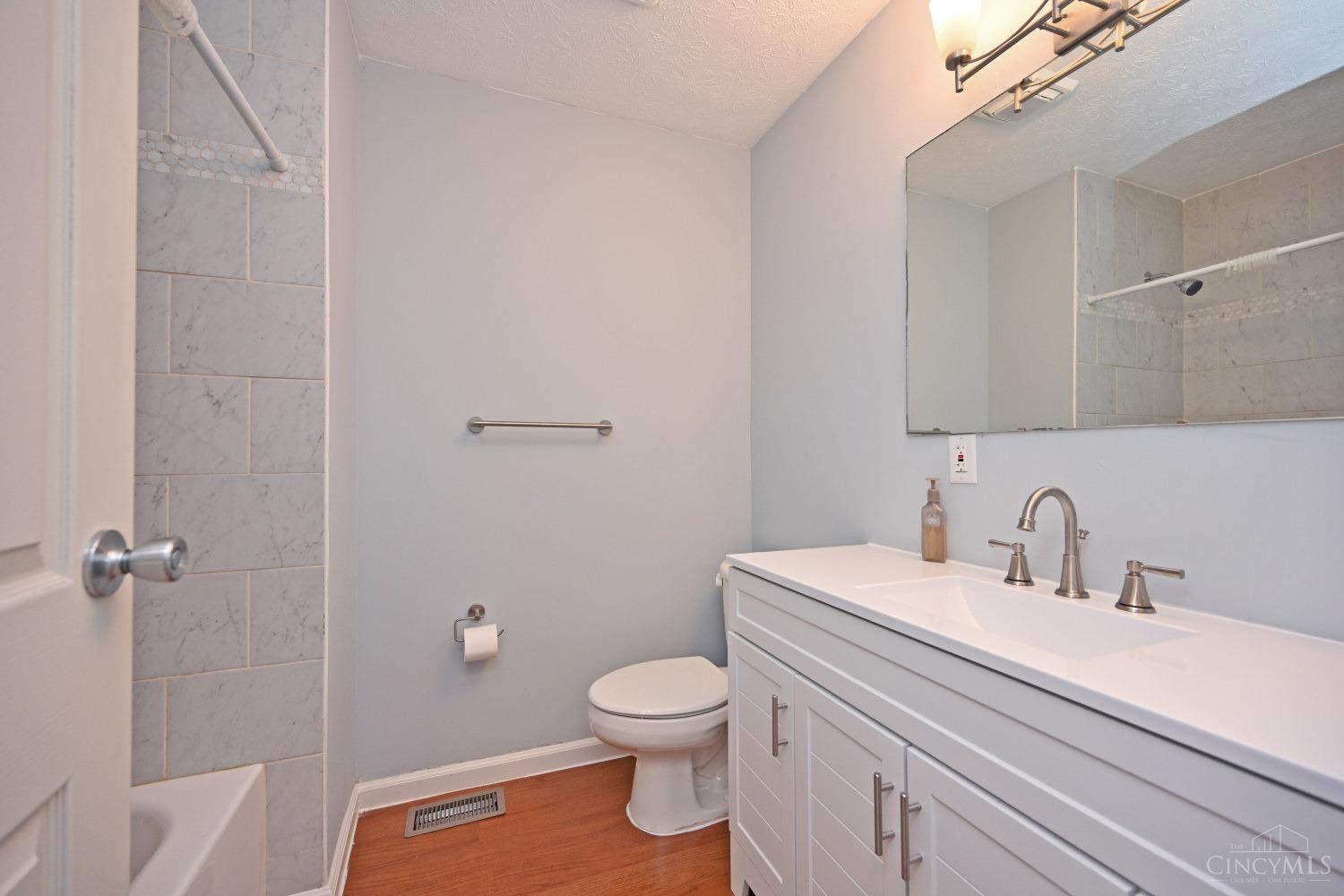 1993 Broadhurst Avenue, Cincinnati, Ohio image 24
