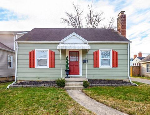 Photo of 1709 Helen Avenue, Hamilton, OH 45011 (MLS # 1863954)