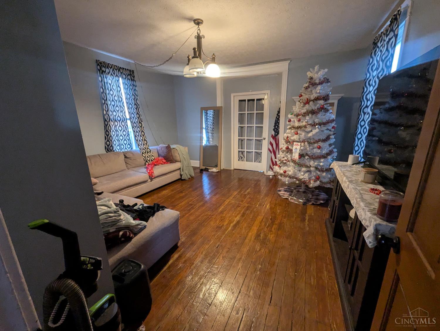 1836 Pleasant Avenue