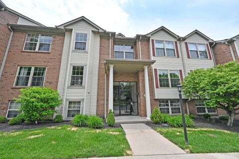 Photo of 142 Palisades Point #4, Cincinnati, OH 45238 (MLS # 1878115)