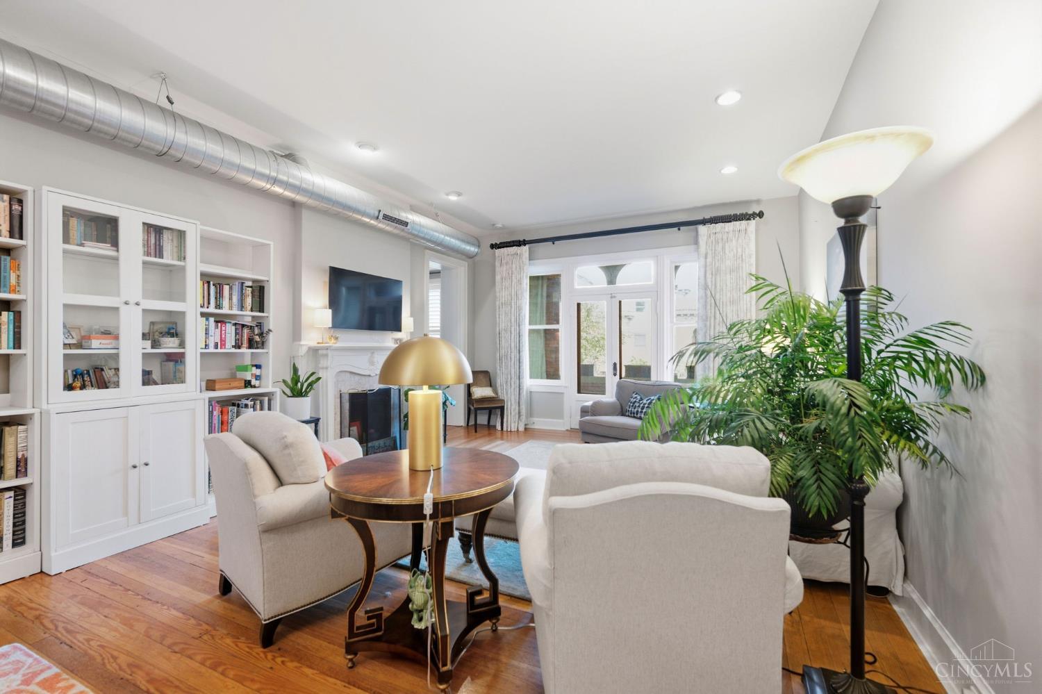2356 Park Avenue 43