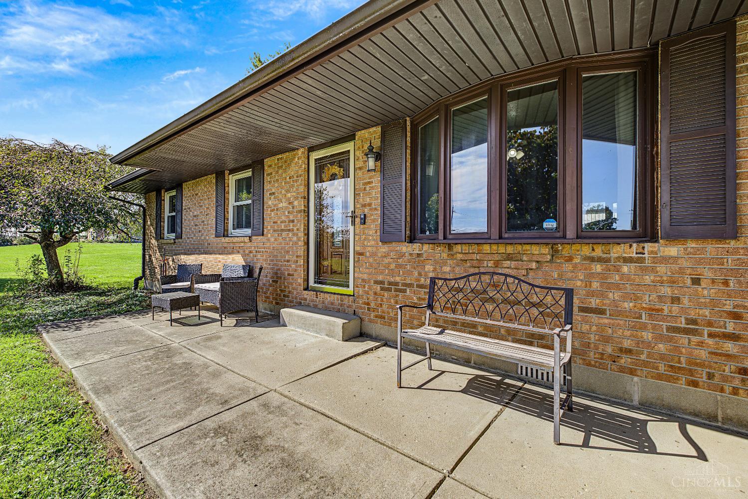 5943 Elk Creek Road